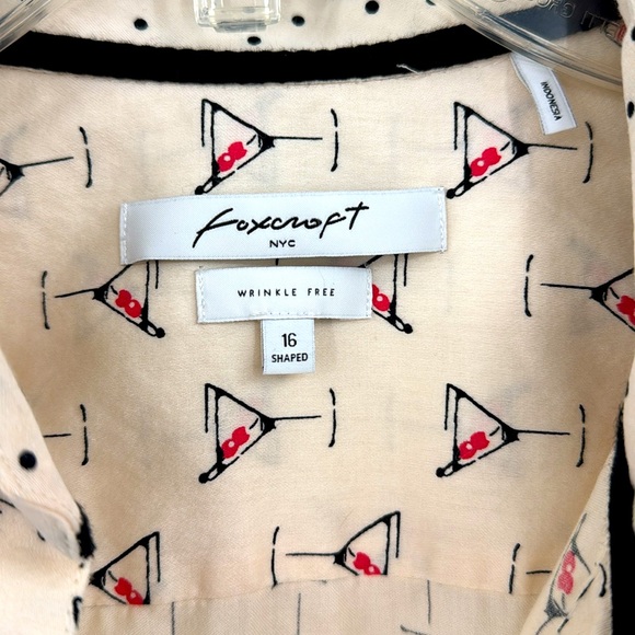 Foxcroft Martini Print Button down shirt-Size 16 - Picture 4 of 7